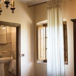 Camera con bagno dell'agriturismo Pomonte ad Orvieto